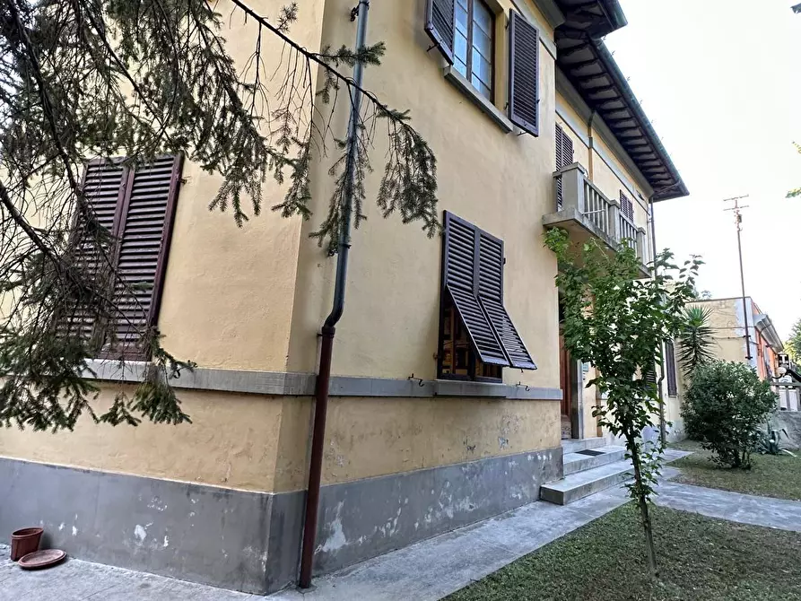 Immagine 33 di Villa in vendita  a Vicopisano