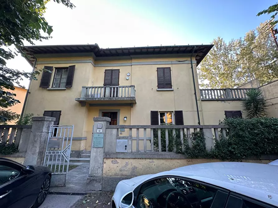 Immagine 28 di Villa in vendita  a Vicopisano