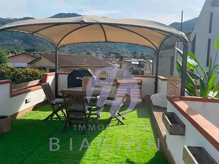 Immagine 3 di Appartamento in vendita  a Pietrasanta