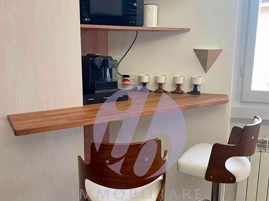 Immagine 15 di Appartamento in vendita  a Pietrasanta