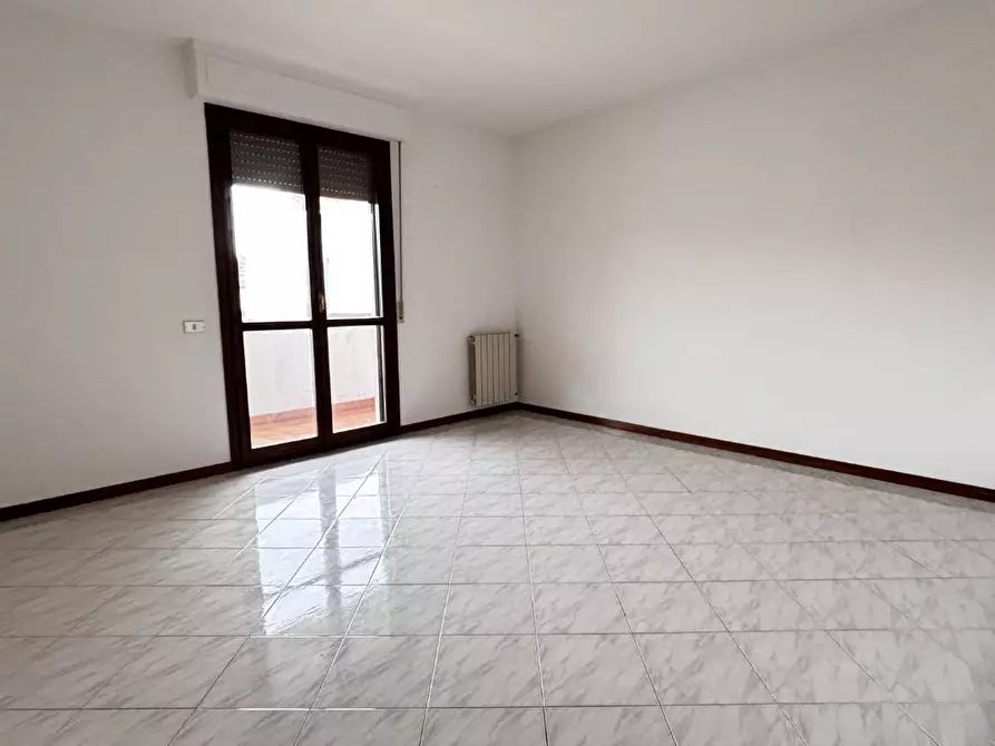 Immagine 13 di Appartamento in vendita  a Cascina