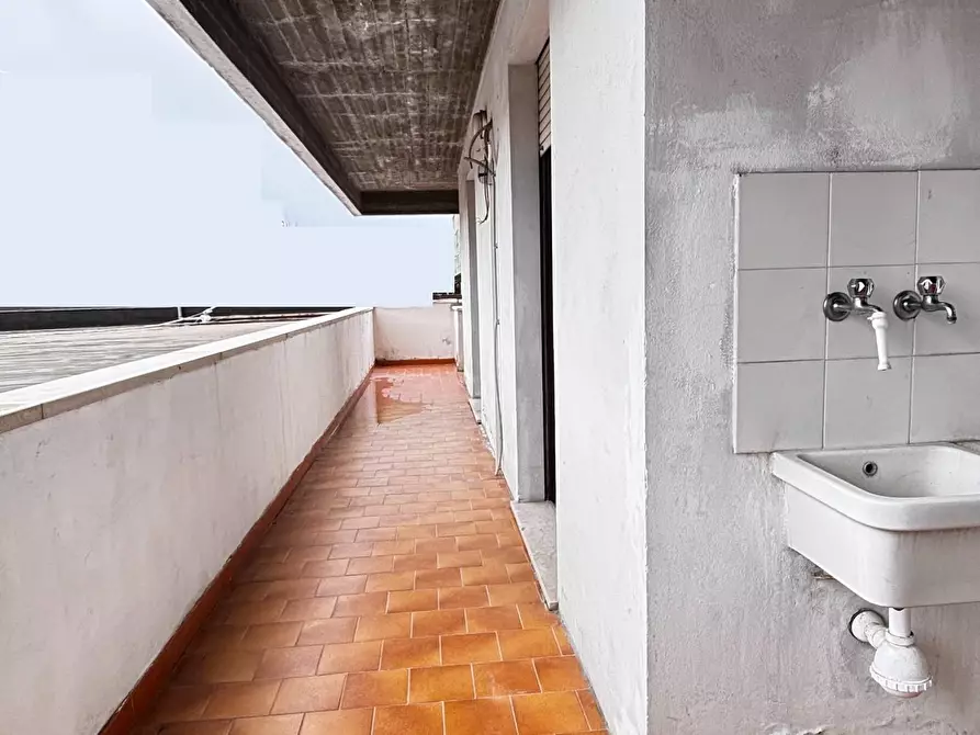 Immagine 22 di Appartamento in vendita  a Cascina