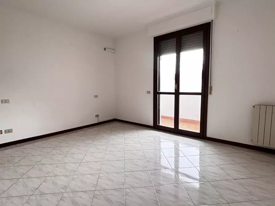 Immagine 14 di Appartamento in vendita  a Cascina