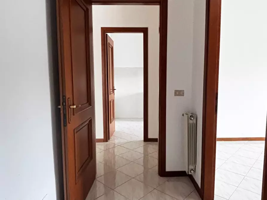 Immagine 10 di Appartamento in vendita  a Cascina