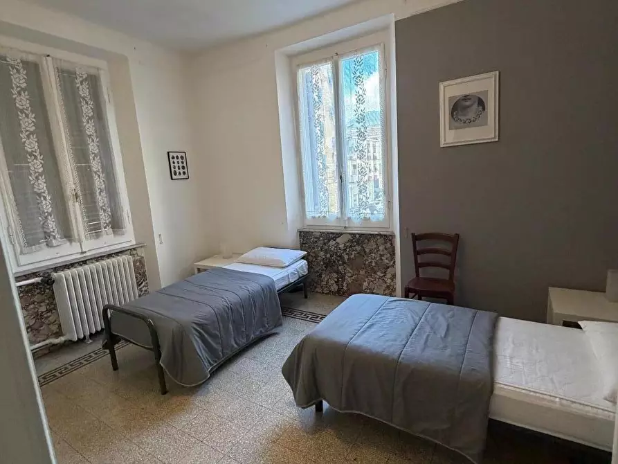 Immagine 11 di Appartamento in affitto  a La Spezia