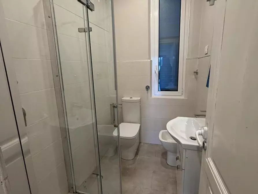 Immagine 2 di Casa bifamiliare in affitto  a La Spezia