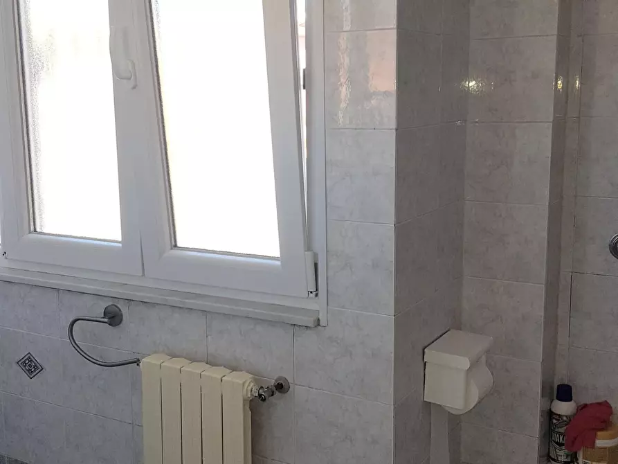 Immagine 10 di Appartamento in vendita  a Livorno