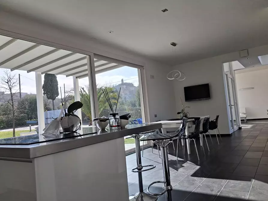 Immagine 9 di Villa in vendita  a San Miniato