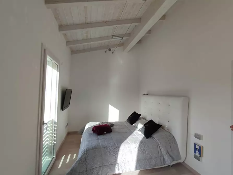 Immagine 12 di Villa in vendita  a San Miniato