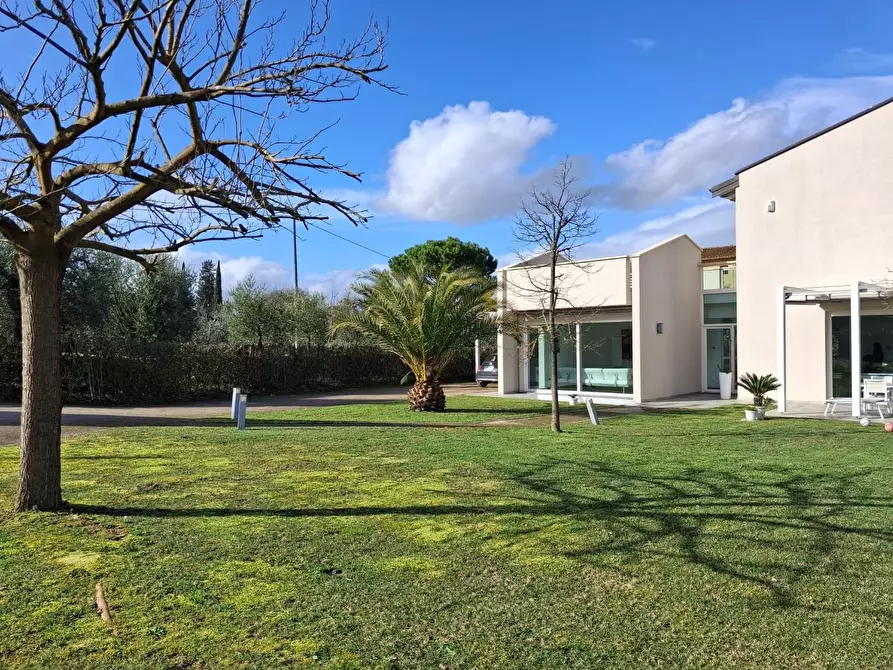 Immagine 29 di Villa in vendita  a San Miniato