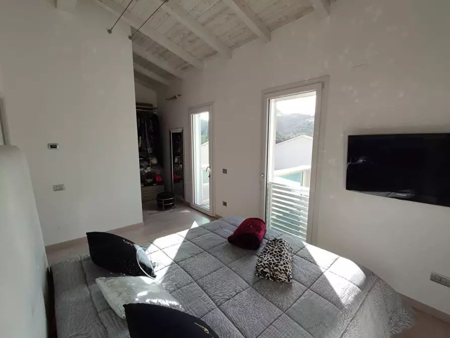 Immagine 13 di Villa in vendita  a San Miniato