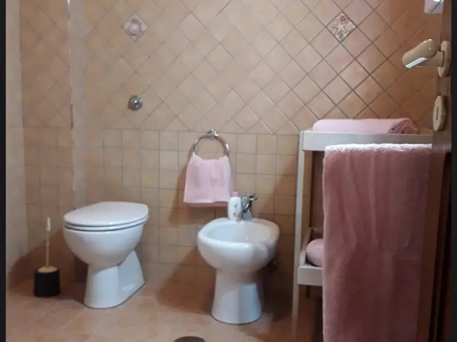 Immagine 9 di Appartamento in affitto  a Isola Di Capo Rizzuto