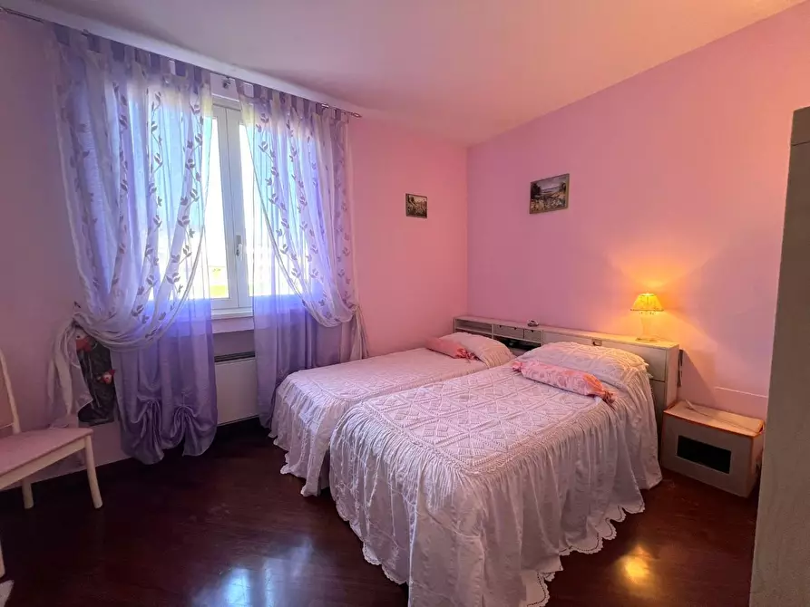 Immagine 22 di Villa in vendita  a Cerreto Guidi