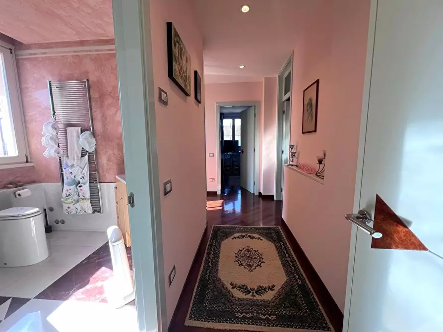 Immagine 18 di Villa in vendita  a Cerreto Guidi