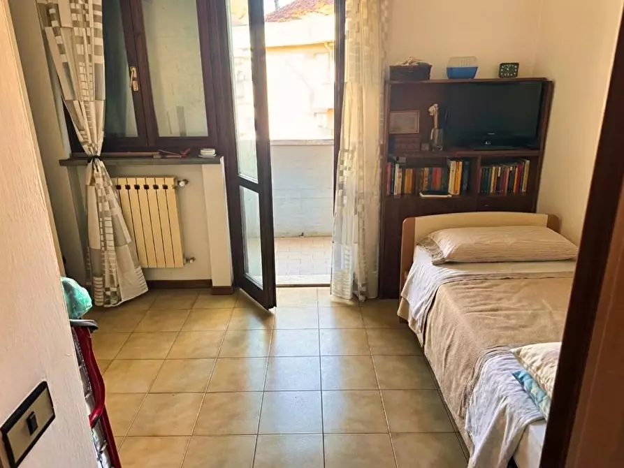 Immagine 8 di Villetta a schiera in vendita  a Massa