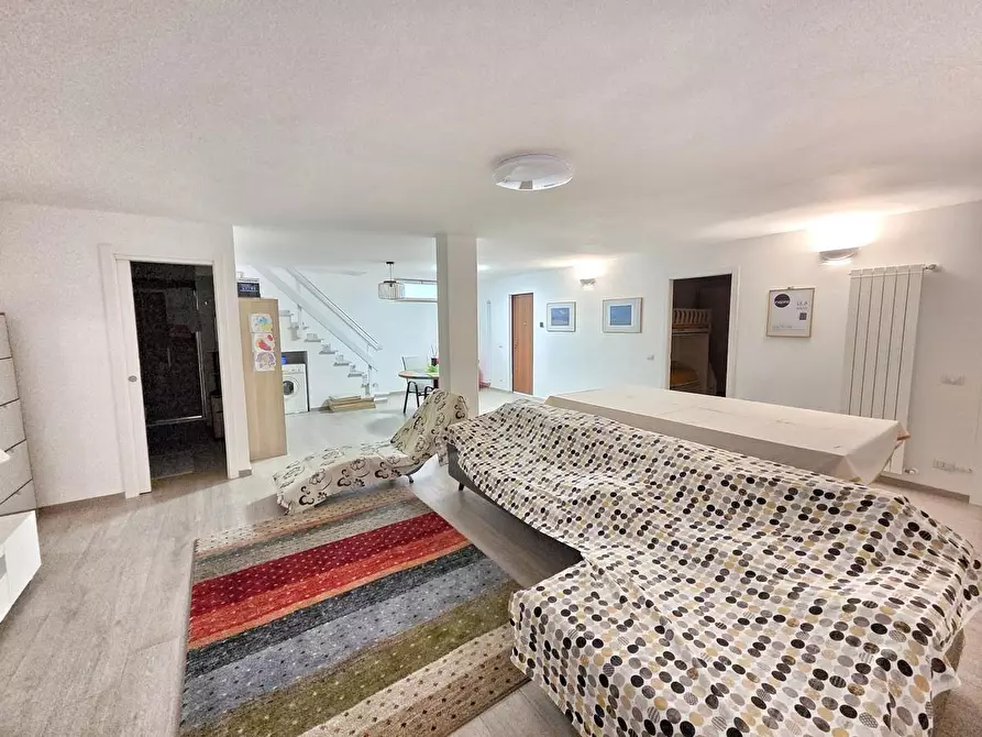 Immagine 20 di Appartamento in vendita  a Massa