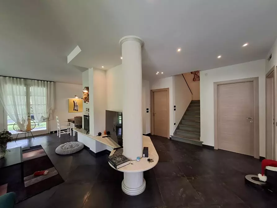 Immagine 18 di Villa in vendita  a Fucecchio