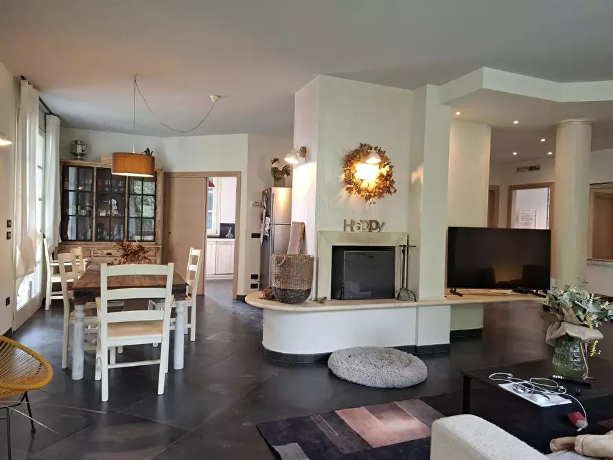 Immagine 13 di Villa in vendita  a Fucecchio