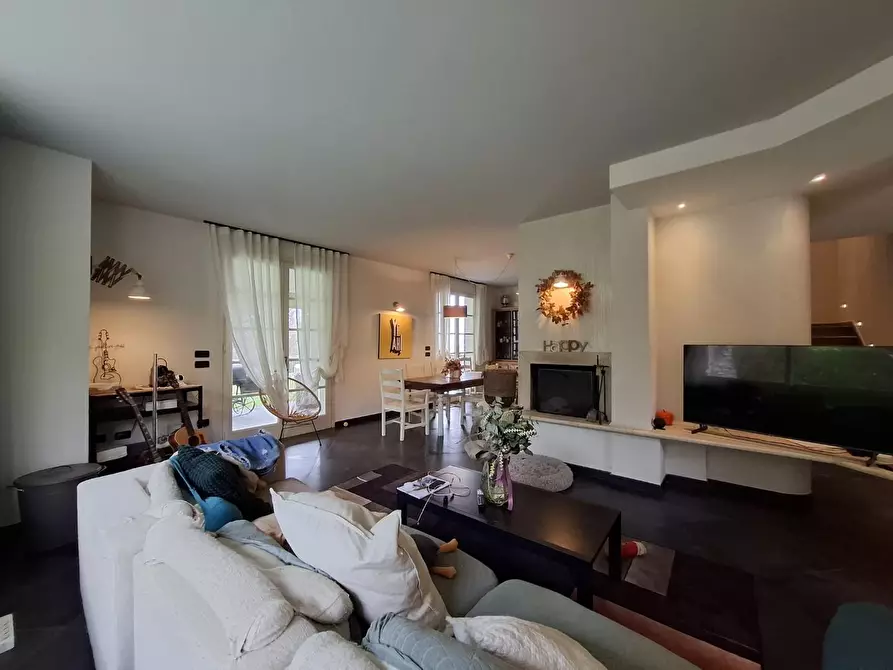 Immagine 22 di Villa in vendita  a Fucecchio