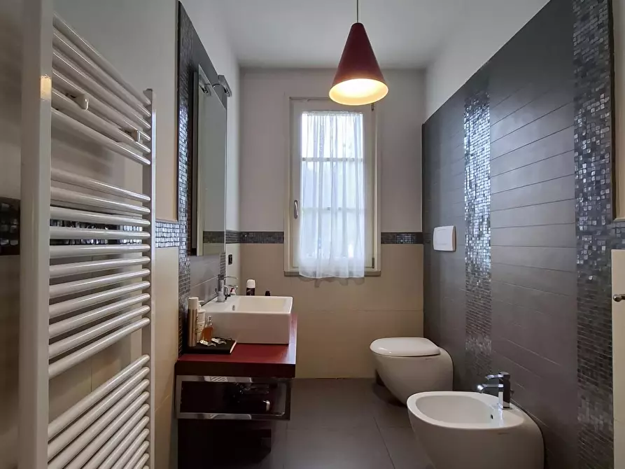 Immagine 34 di Villa in vendita  a Fucecchio