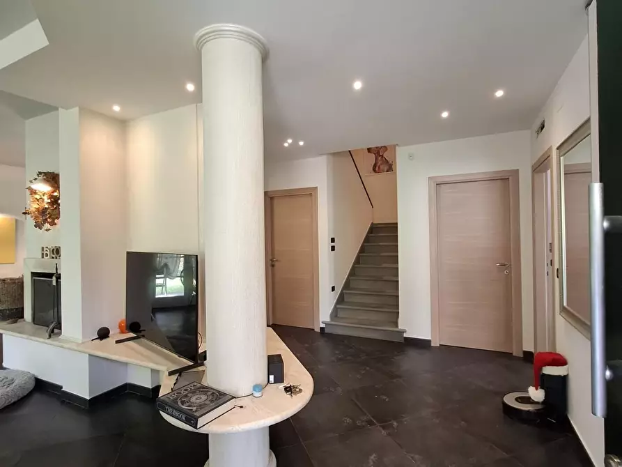 Immagine 19 di Villa in vendita  a Fucecchio