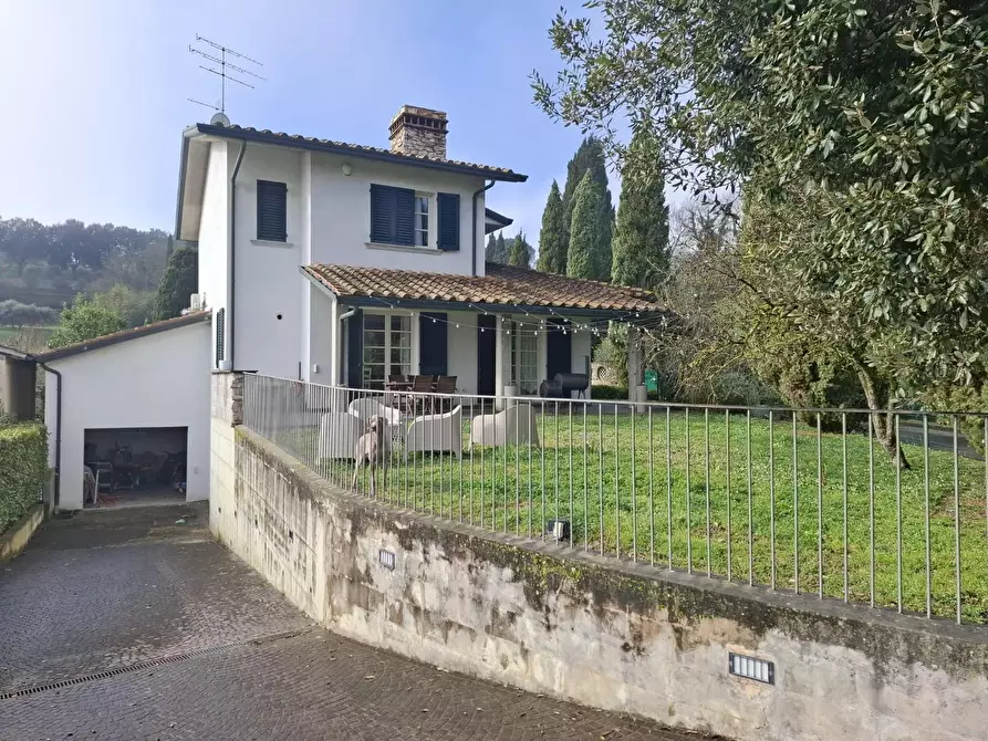 Immagine 6 di Villa in vendita  a Fucecchio