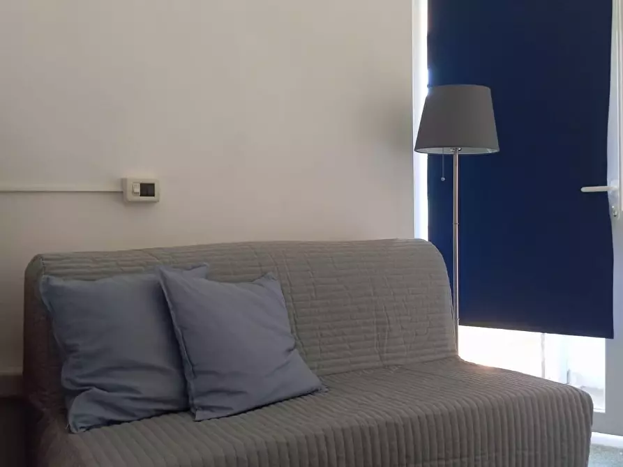 Immagine 15 di Appartamento in affitto  a Livorno