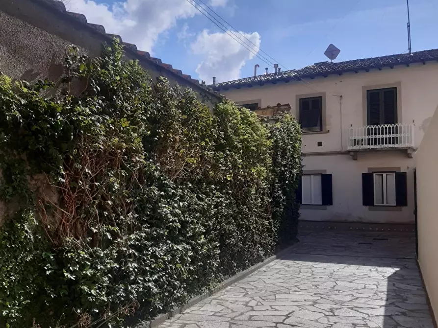 Immagine 4 di Appartamento in affitto  a Livorno