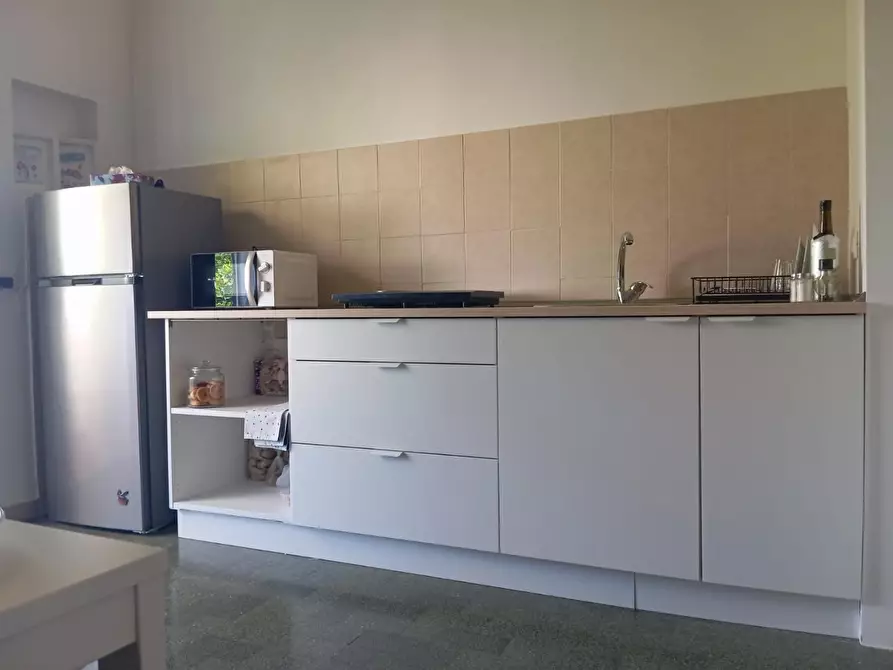 Immagine 17 di Appartamento in affitto  a Livorno