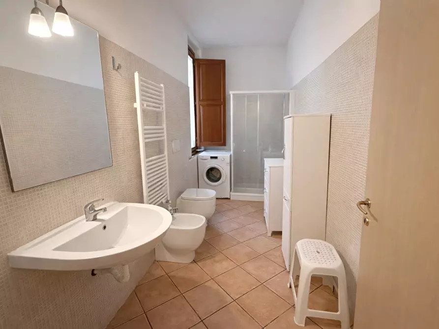 Immagine 11 di Appartamento in vendita  a Cascina