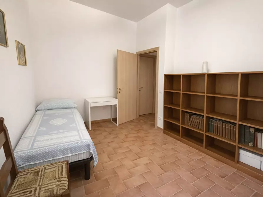 Immagine 10 di Appartamento in vendita  a Cascina