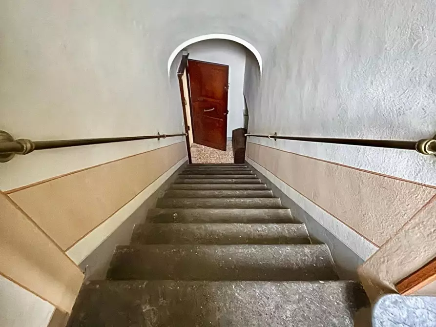 Immagine 9 di Mansarda in vendita  a Volterra