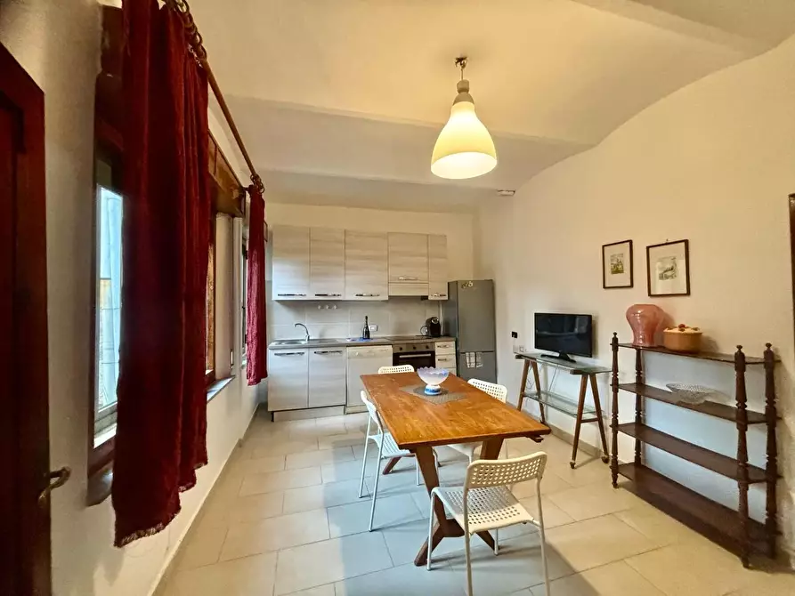 Immagine 13 di Mansarda in vendita  a Volterra