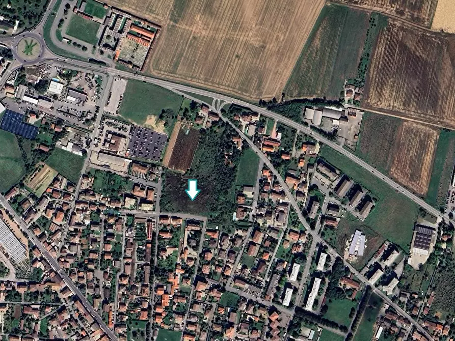 Immagine 1 di Terreno residenziale in vendita  a Alessandria