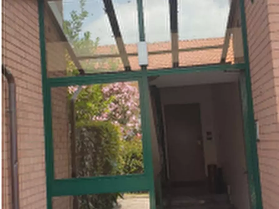 Immagine 3 di Appartamento in vendita  a Beinasco