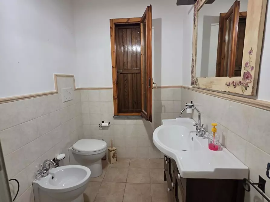 Immagine 18 di Casa semindipendente in vendita  a Massarosa