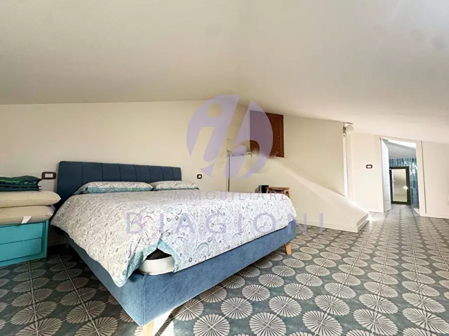 Immagine 28 di Villa in vendita  a Pietrasanta