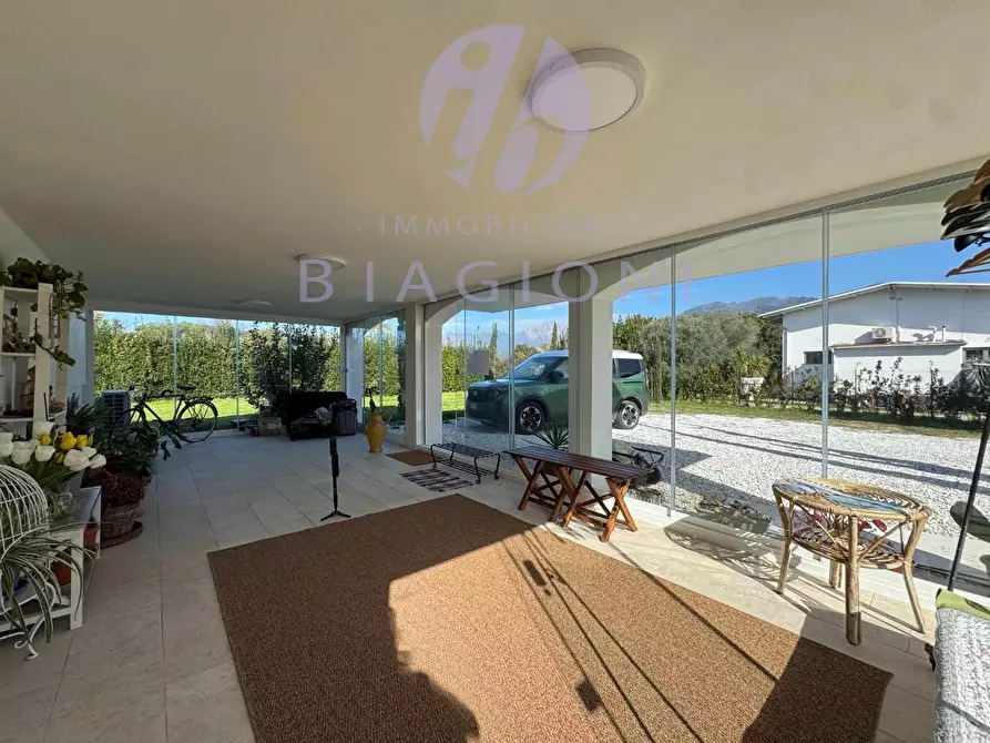 Immagine 13 di Villa in vendita  a Pietrasanta