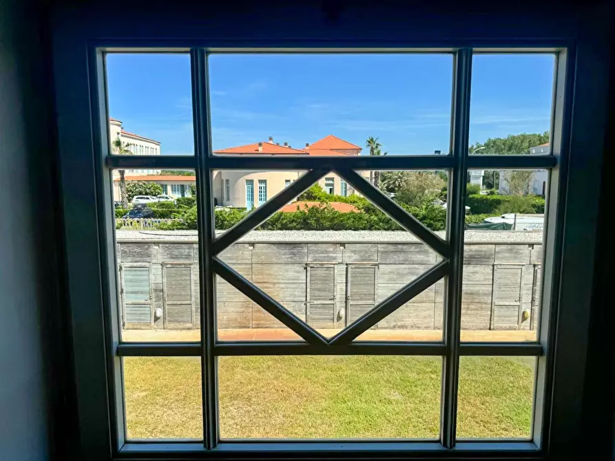 Immagine 22 di Appartamento in affitto  a Pisa