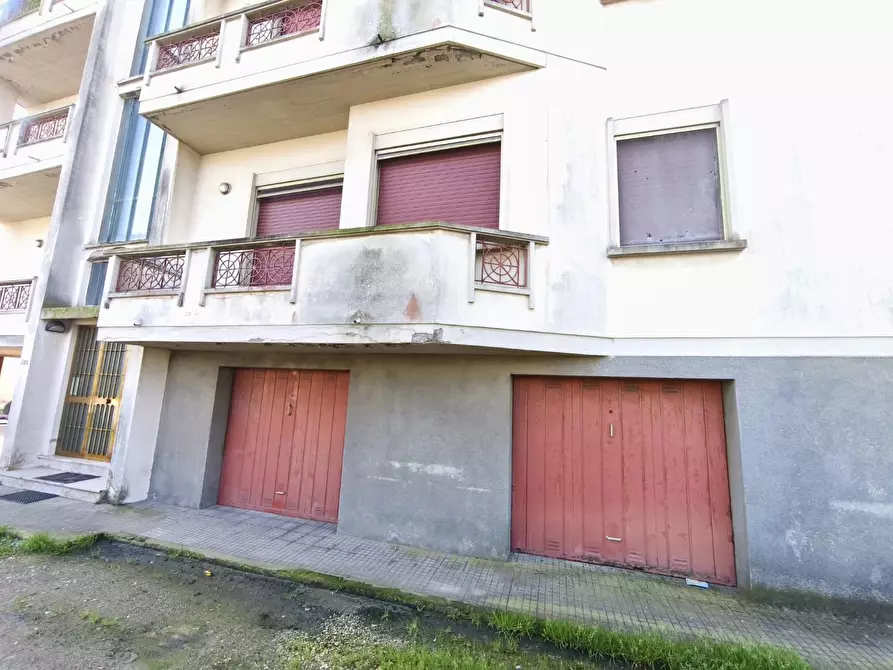 Immagine 1 di Appartamento in vendita  a Pontedera