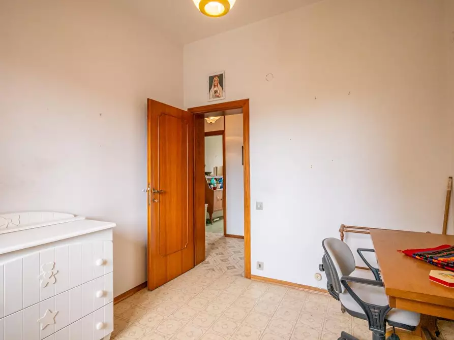 Immagine 13 di Appartamento in vendita  a Pontedera