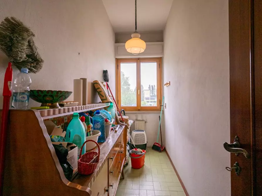 Immagine 14 di Appartamento in vendita  a Pontedera