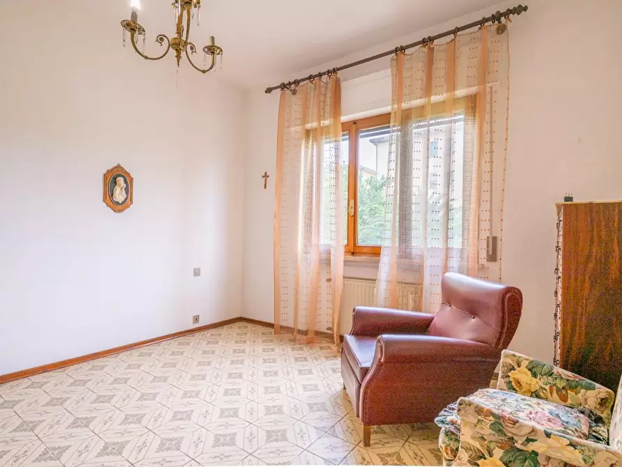 Immagine 22 di Appartamento in vendita  a Pontedera