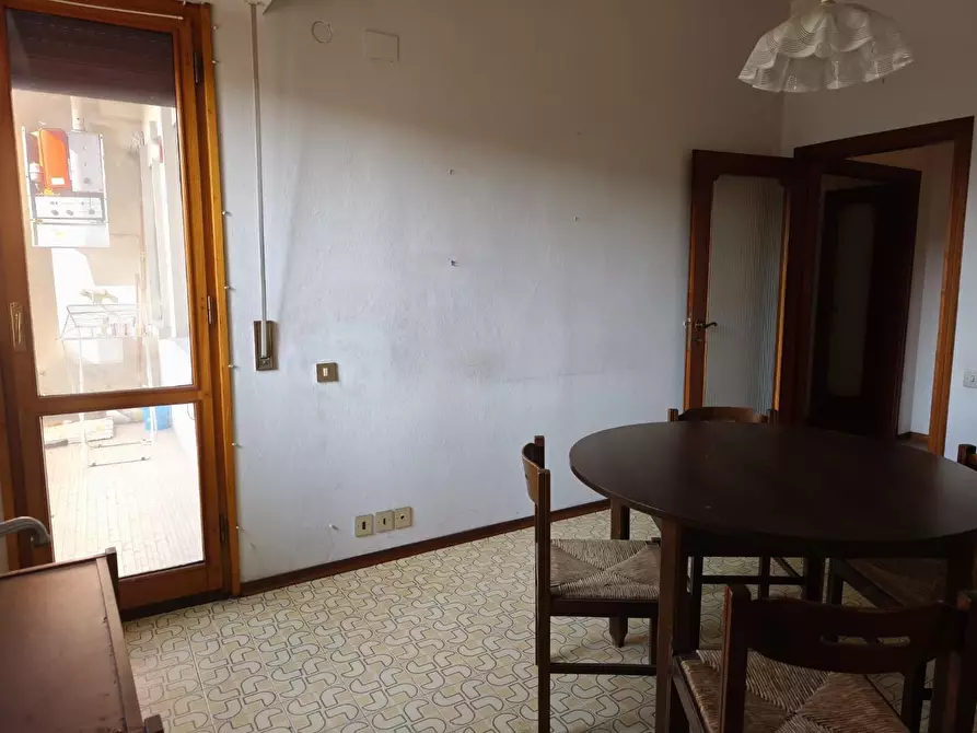 Immagine 11 di Appartamento in vendita  a Pontedera