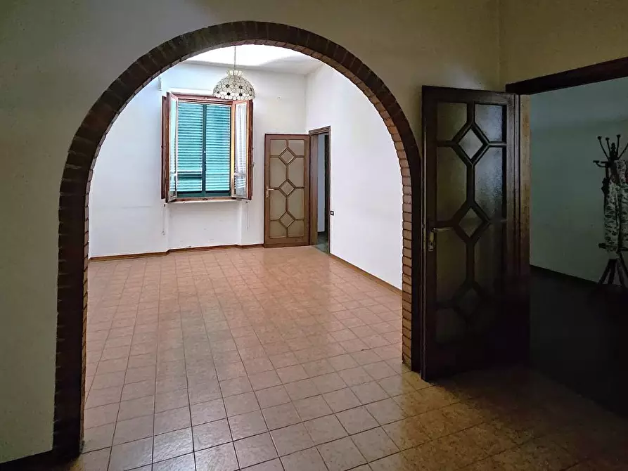 Immagine 3 di Appartamento in vendita  a San Giuliano Terme