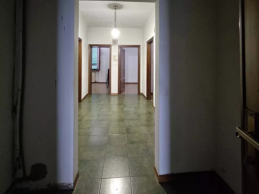 Immagine 4 di Appartamento in vendita  a San Giuliano Terme