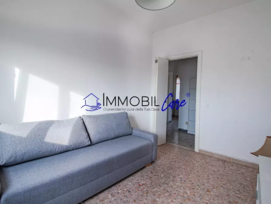 Immagine 4 di Appartamento in vendita  a Livorno