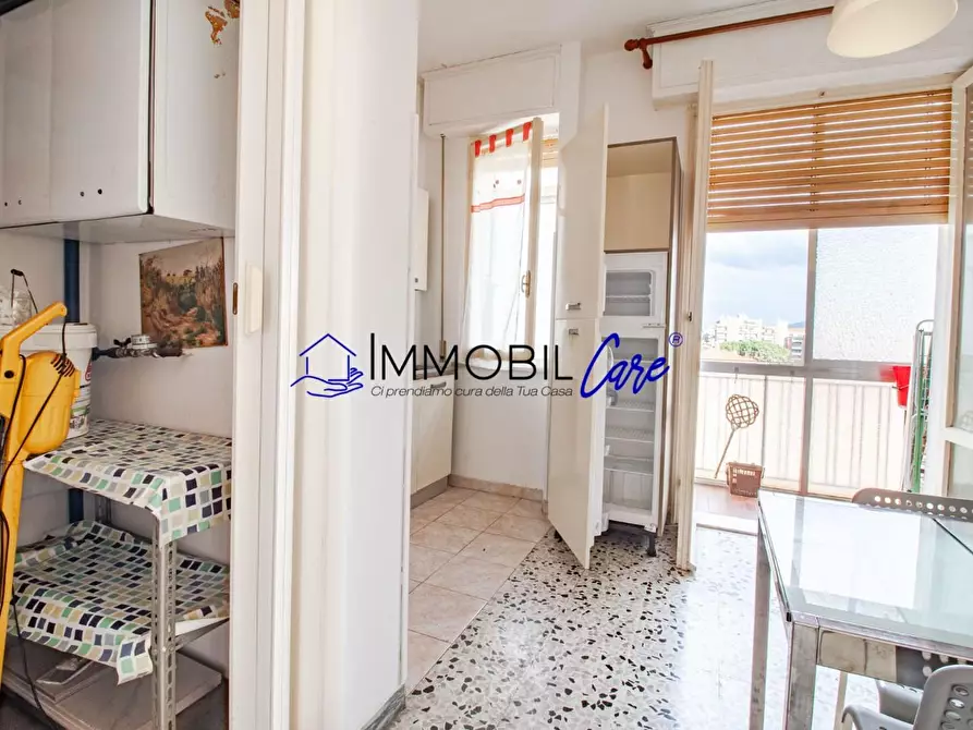 Immagine 15 di Appartamento in vendita  a Livorno