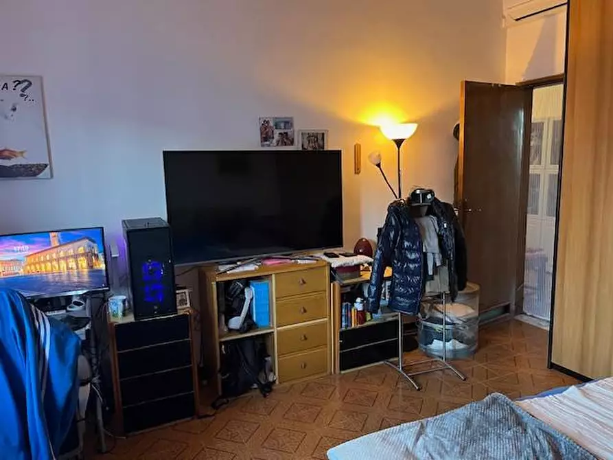 Immagine 13 di Casa bifamiliare in vendita  a Pontedera