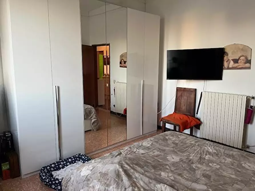 Immagine 12 di Casa bifamiliare in vendita  a Pontedera